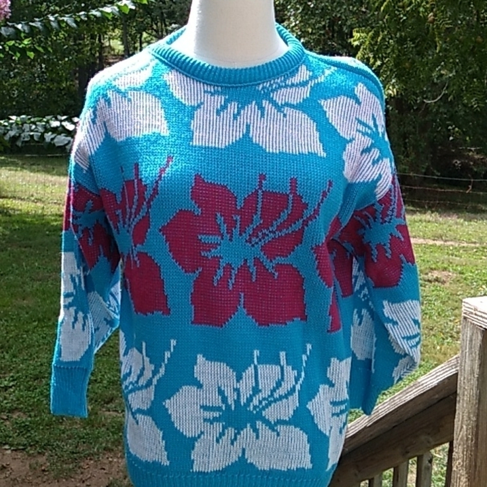 Vintage colorful sweater medium